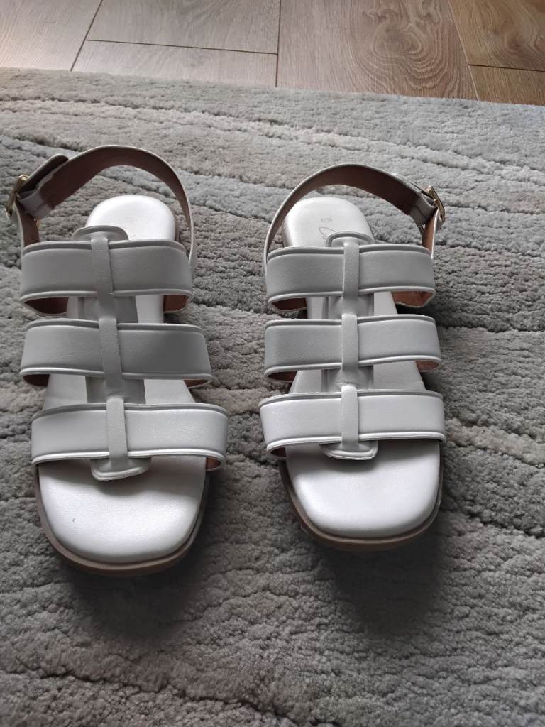 White Strappy Sandals – As Good As New Condition £3