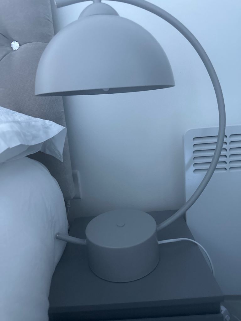 Table lamp