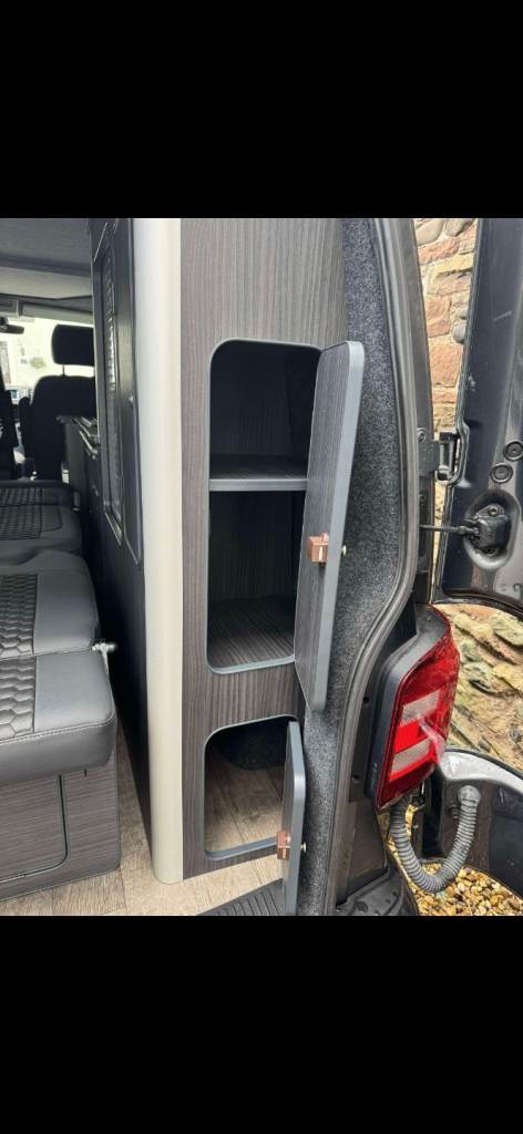 Volkswagen Transporter pop top camper campervan motorhome rv