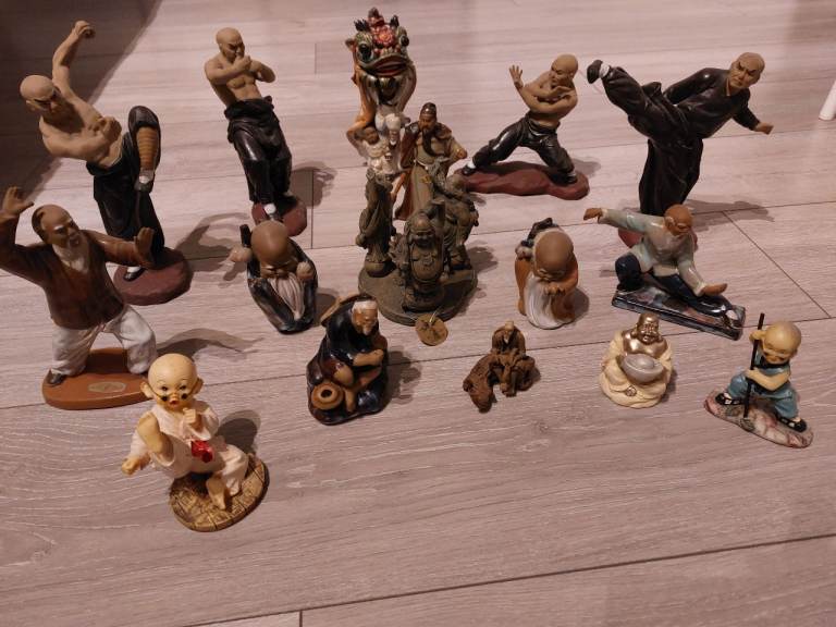 Bundle, job lot, Figurines collection, kung fu martial arts oriented, shoalin monks, lion dance etc
