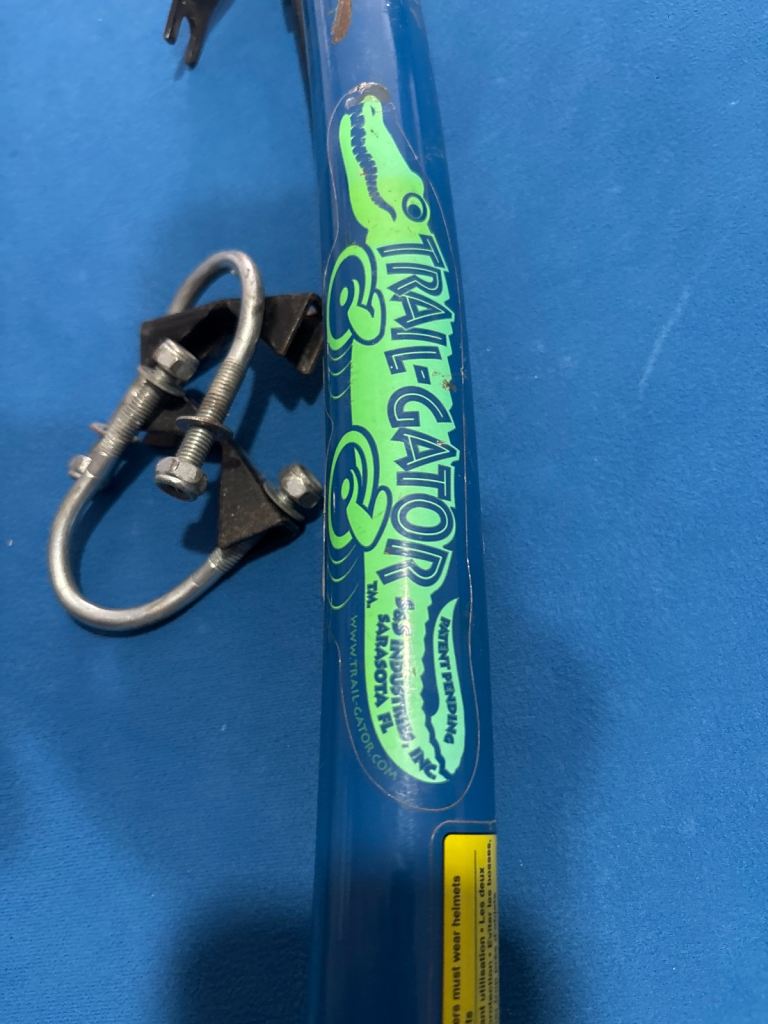 Trail-Gator Tow Bar for Kids Bikes – Blue, Good Condition
