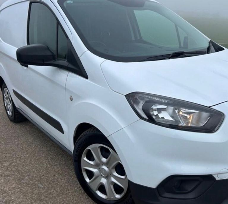 Ford, TRANSIT COURIER, Panel Van, 2022, Manual, 1498 (cc)
