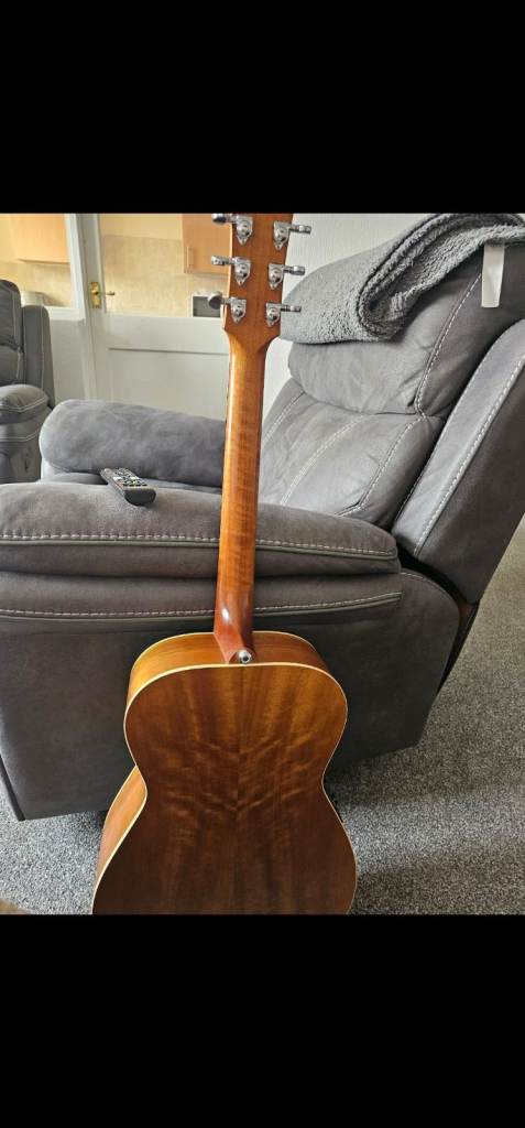 Maton EBG 808 TE stunning flame back and sides
