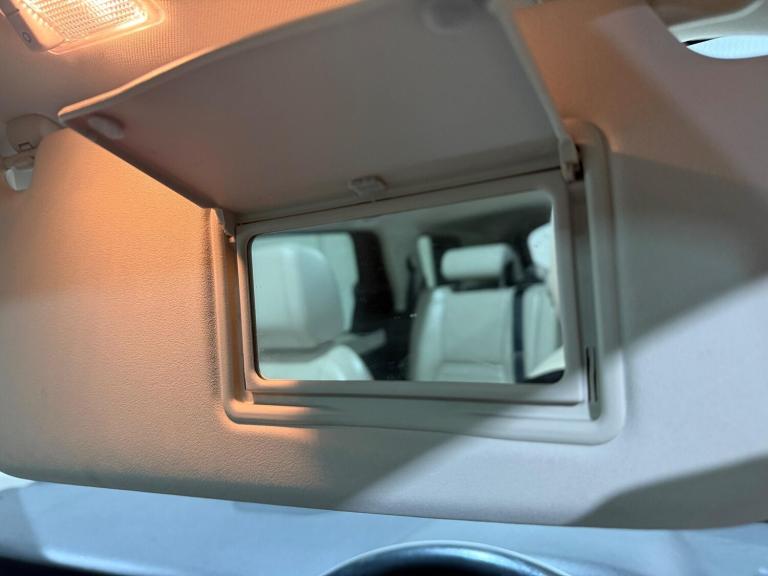 2017 Land Rover Discovery Sport 2.0 TD4 HSE Luxury Auto 4WD Euro 6 (s/s) 5dr ESTATE Diesel Automatic