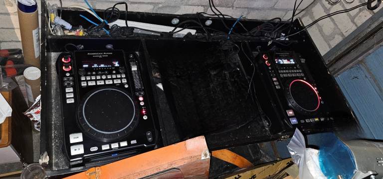 !!PRICE DROP!! American Audio Radius 1000 CD/USB player