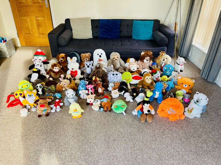 Job lot of Kids Teddies, great condition, x80+