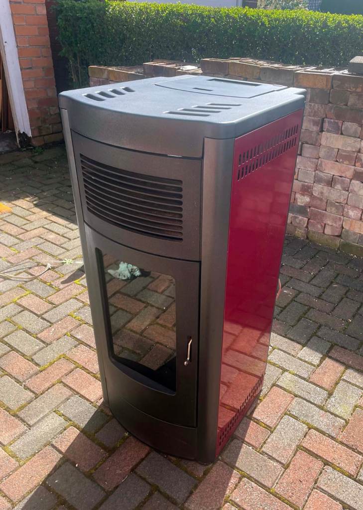 MCZ Musa Hydro 22kW Wood Pellet ‘Boiler’ Stove – Low Usage – Includes Remote, Flue Kit & Extras