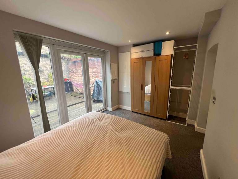 Last Minute: 1 Bed Apartment in SW18/London - Available £60 per night from Feb 4th to 14th 2026