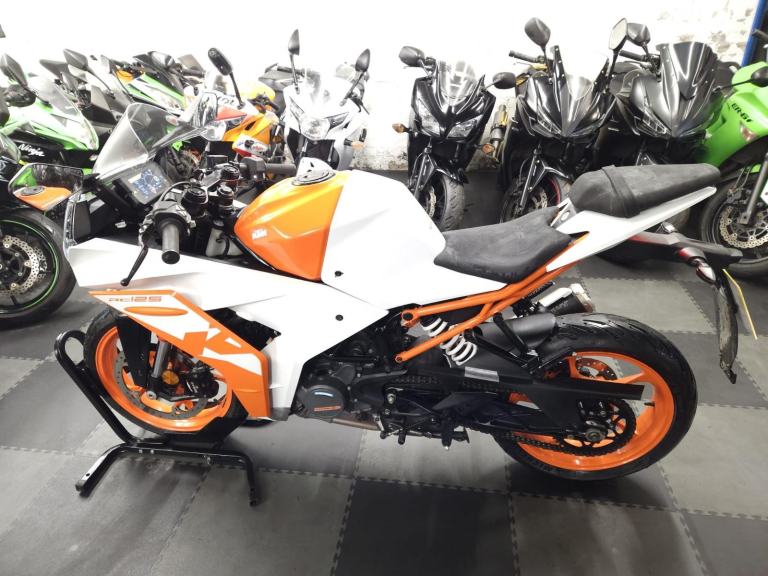 KTM RC 125 2023 Low mileage 