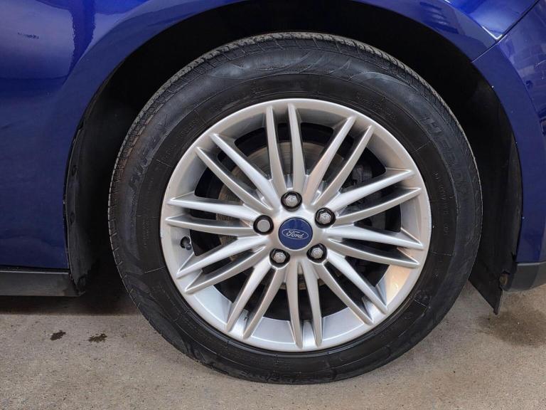 FORD FOCUS 1.5 TDCi Zetec Edition Euro 6 (s/s) 5dr 2017