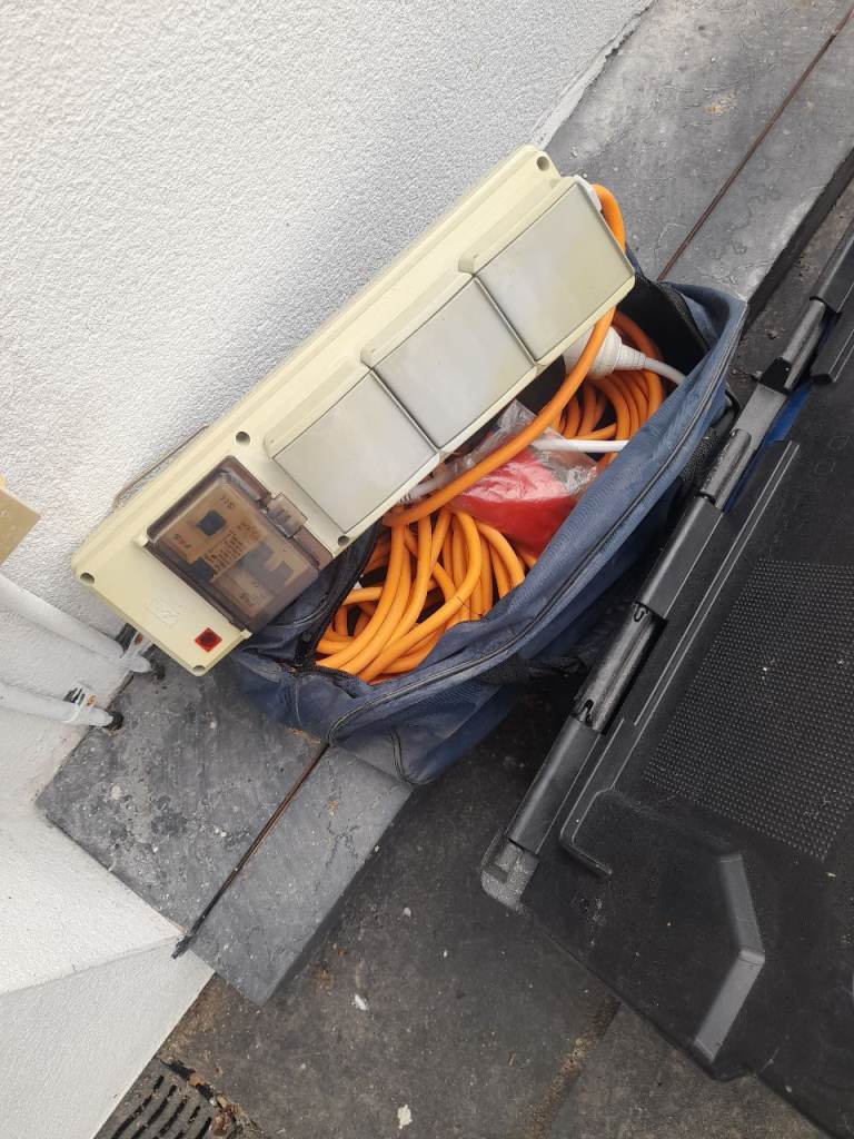 25 metre caravan  electric lead