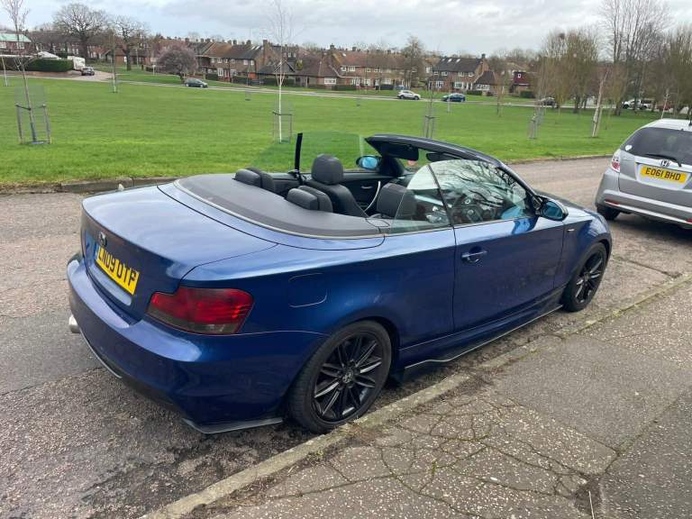 BMW, 1 SERIES, Convertible, 2009, Manual, 1995 (cc), 2 doors