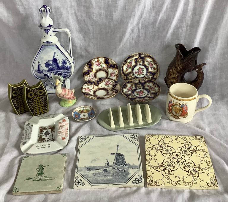 Collectable & Antique Porcelain Pottery Hornsea Worcester Wedgwood Royal Albert Etc