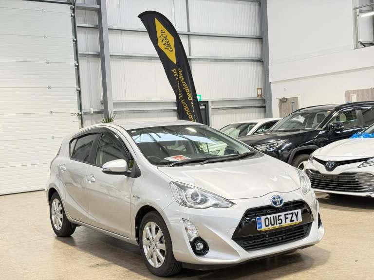 2015 Toyota Aqua Toyota Aqua HYBRID  Silver  2015 5 Seater  1.5L Petrol Hybrid