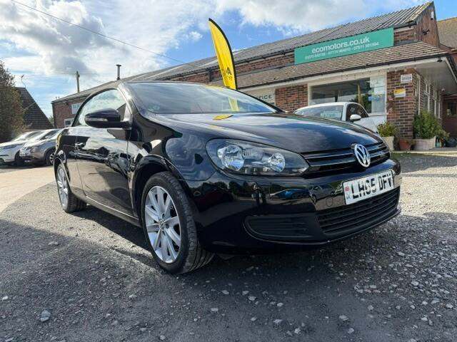 VOLKSWAGEN GOLF SE TSI S-A ONE OWNER Heated seats Parking camerae IMMACULATE CO