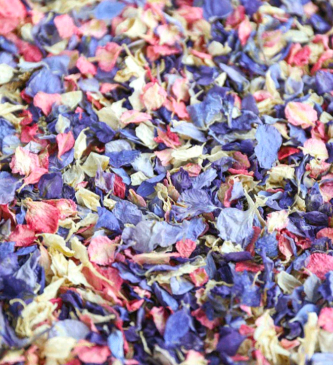 Natural confetti flower petals biodegradable wedding decor