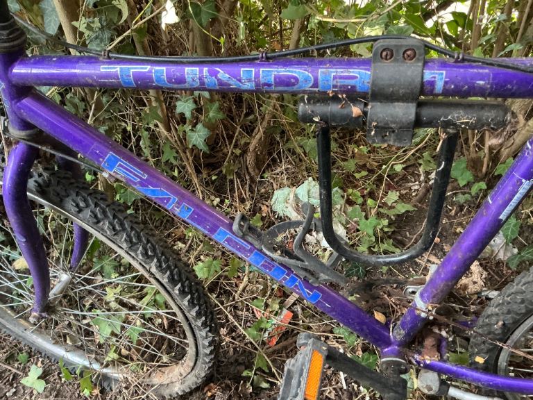 TUNDRA Mountain Bike – Purple, Fair Condition