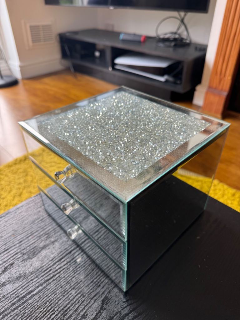 Mirrored Crushed Crystal Storage box