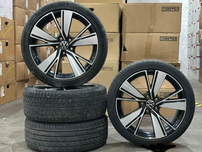 18" Genuine VW GOLF BAKERSFIELD Alloy Wheels & Tyres