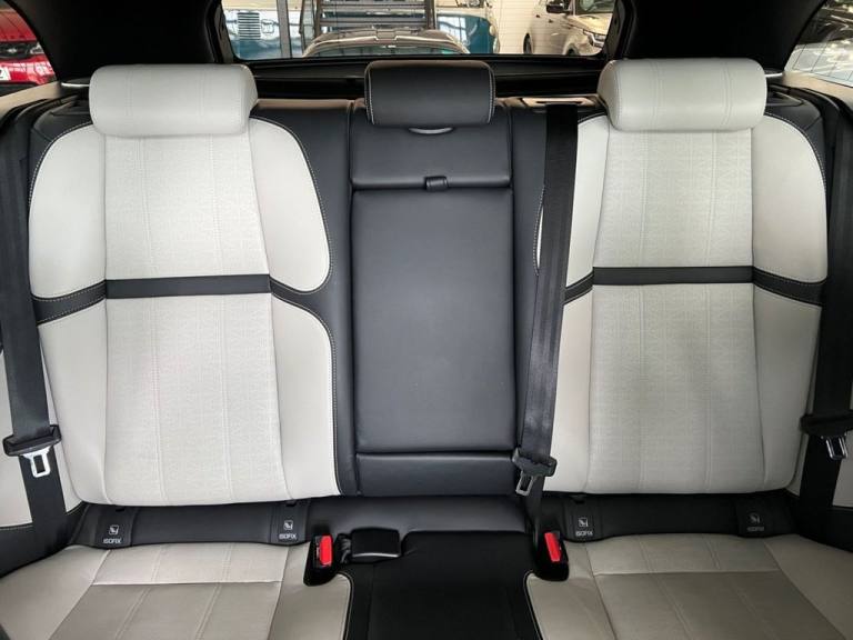 2017 Land Rover Range Rover Velar 3.0 SD6 V6 First Edition SUV 5dr Diesel Auto 4WD Euro 6 (s/s) (...