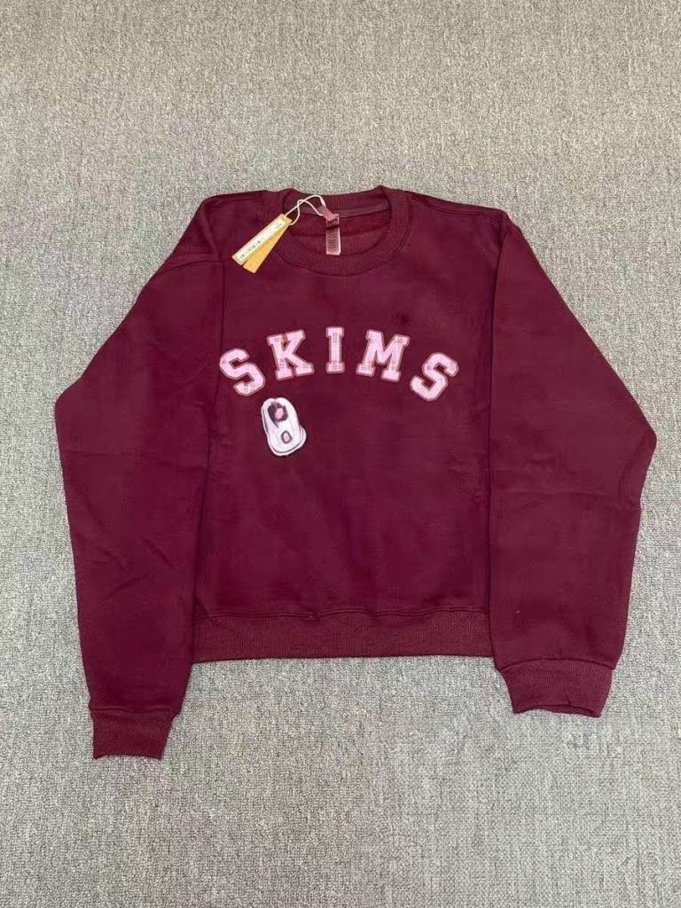 Skims jumper/ t shirts