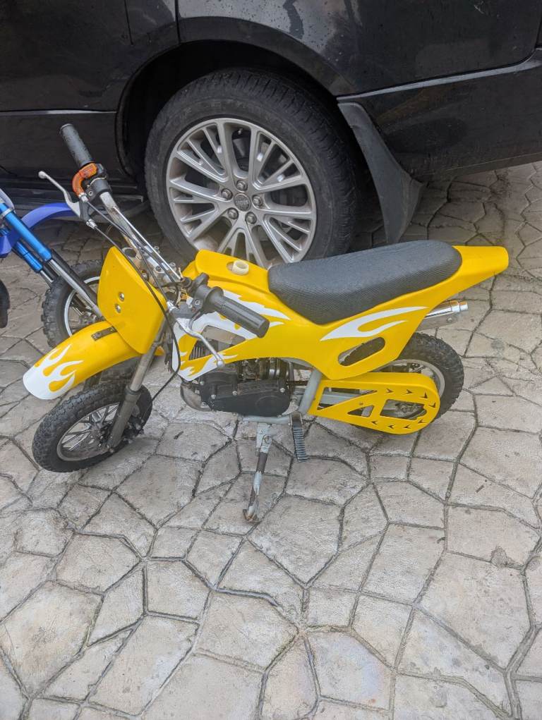 2 X Mini moto Pocket bikes 