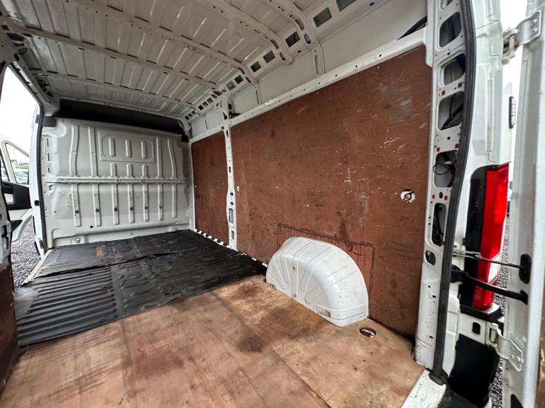 2018 Peugeot Boxer 2.0 BlueHDi H2 Professional Van 130ps PANEL VAN DIESEL Manual