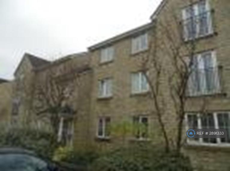 2 bedroom flat in Manchester Road, Haslingden, Rossendale, BB4 (2 bed) (#2891333)