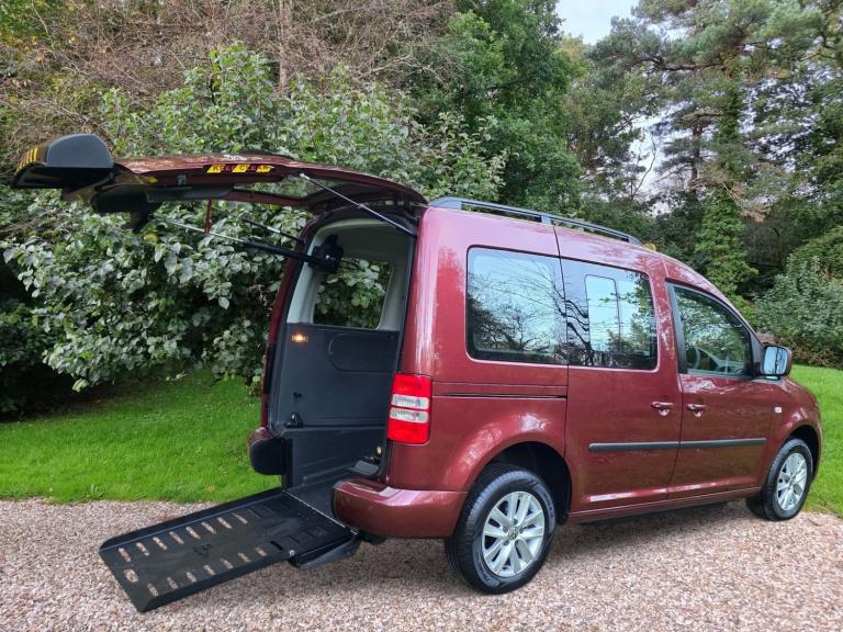 2013 Volkswagen Caddy Life 1.6 TDI Automatic Drive From Wheelchair  Wheelchair Accessible Vehicle...