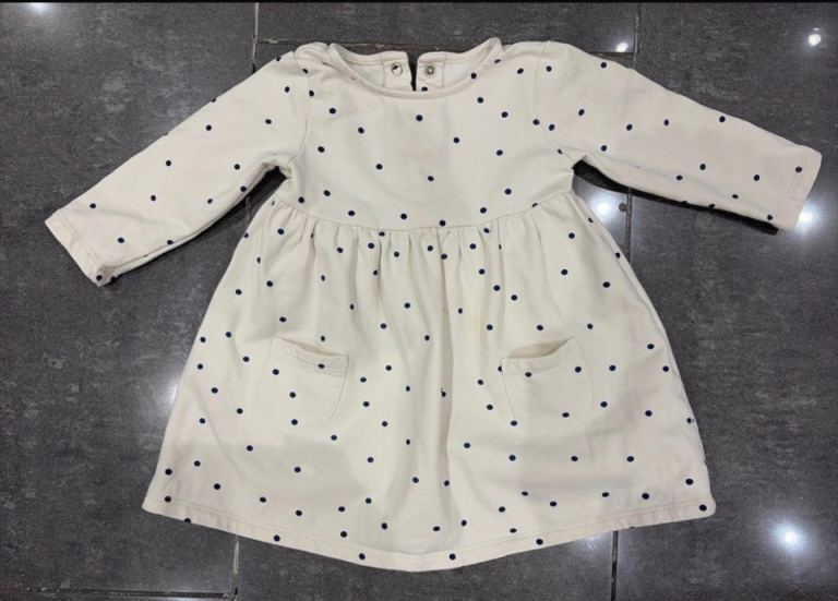 Baby girls M&S dress great quality and excellent condition size 6-9 months