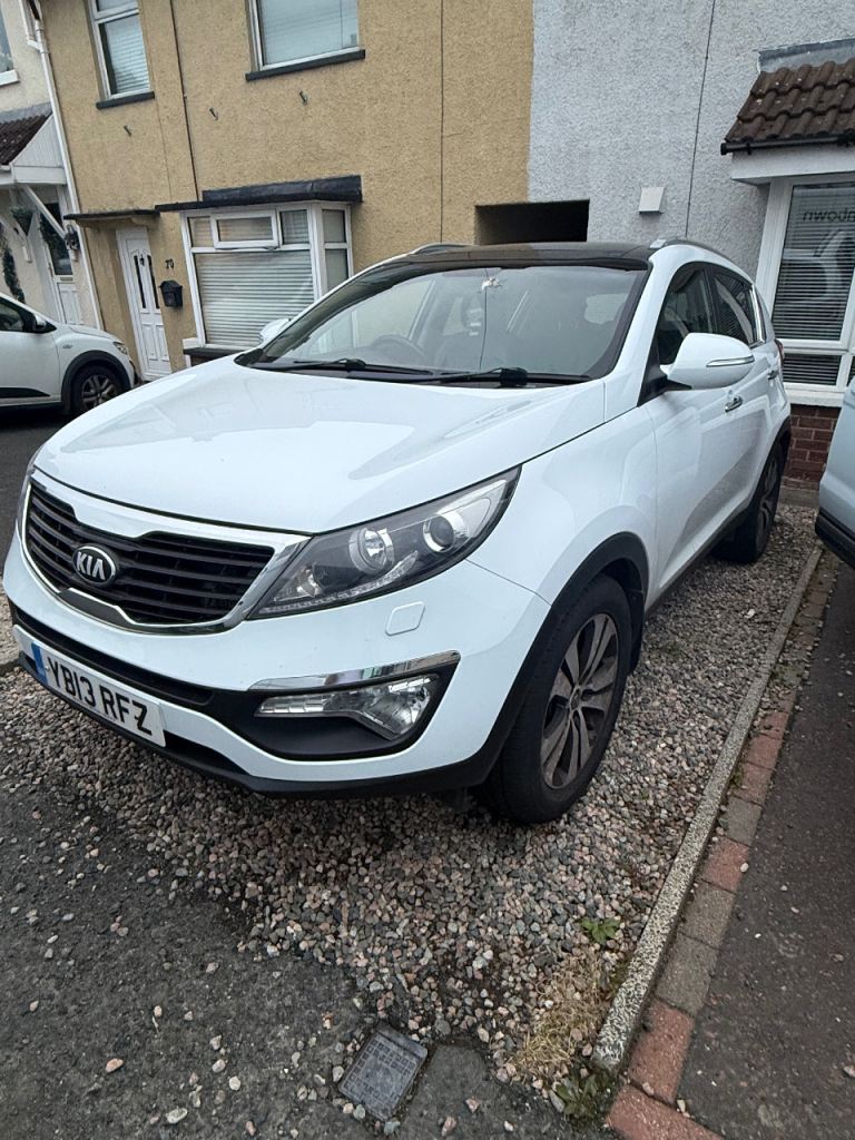 2013 Kia Sportage for breaking 