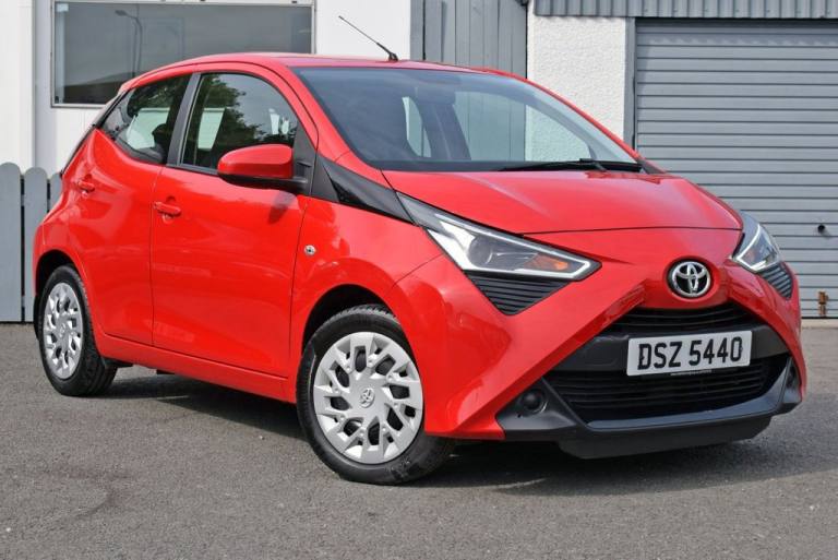 2019 Toyota AYGO 1.0 VVT-i X-Play 5dr HATCHBACK PETROL Manual