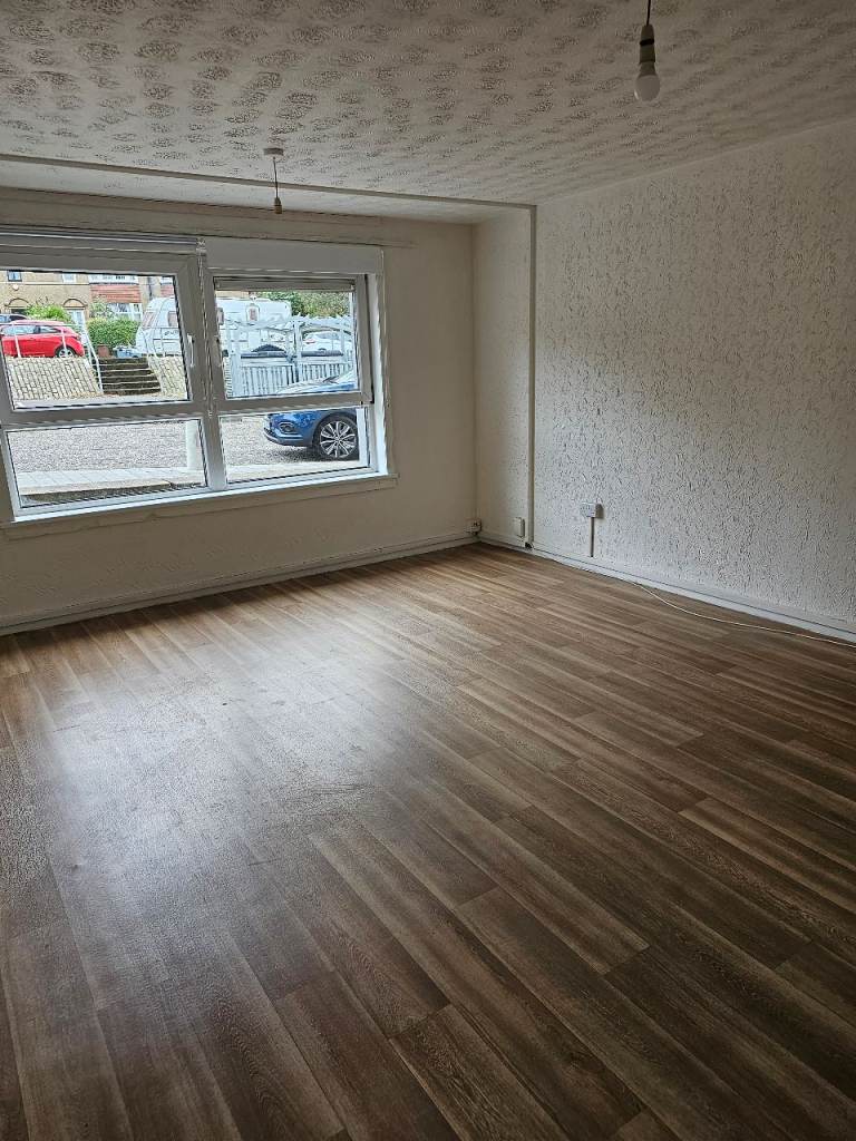 One Bedroom GFF to swap, Broomhill 