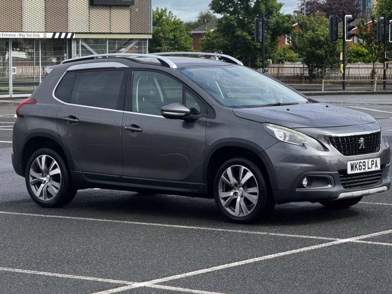 2019 Peugeot 2008 1.2 PureTech 110 Allure Premium 5dr HATCHBACK Petrol Manual