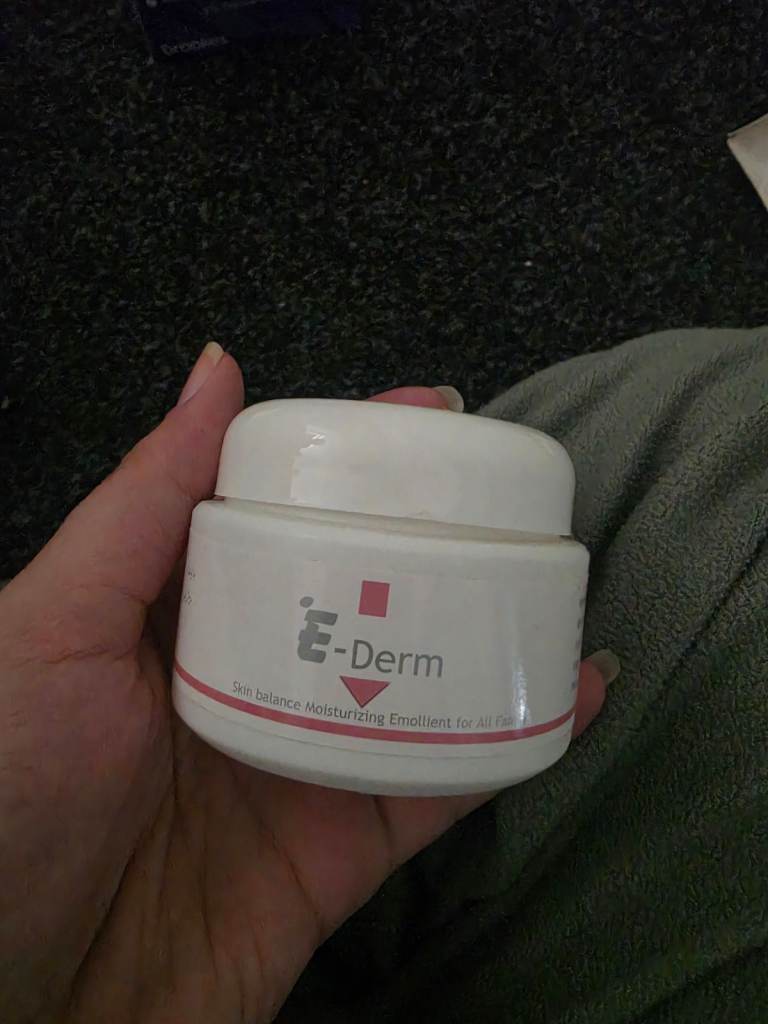 E-Derm Daily Balance Moisturising Treatment