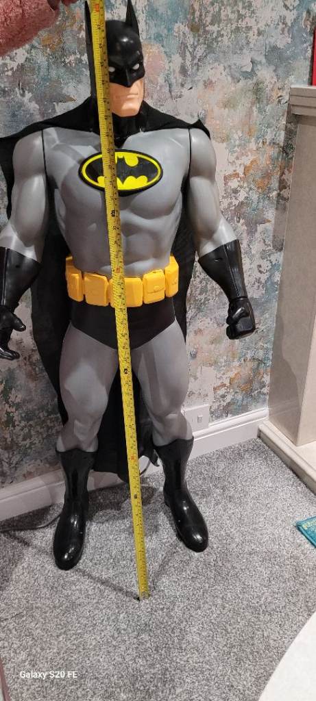 4 foot batman BIG collectable figure