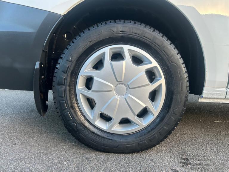 2017 Ford Transit Custom 310 TREND LR P/V 1 OWNER FROM NEW AIR CON REAR CAMERA Panel Van Diesel M...