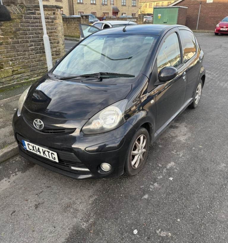Toyota, AYGO, Hatchback, 2014, Manual, 998 (cc), 5 doors