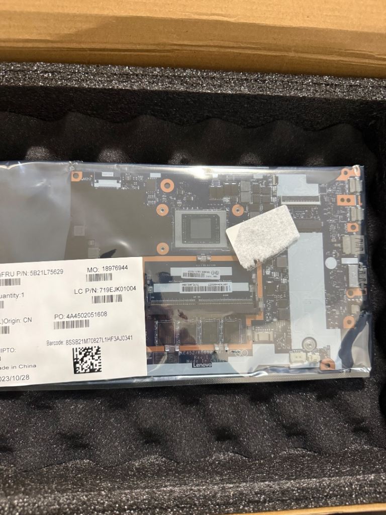  5B21L75629 For Lenovo Thinkpad E14 Gen 5 laptop Motherboard AMD R5 7530U 8G CPU