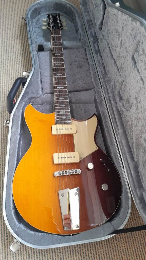 Yamaha RS002T Guitar