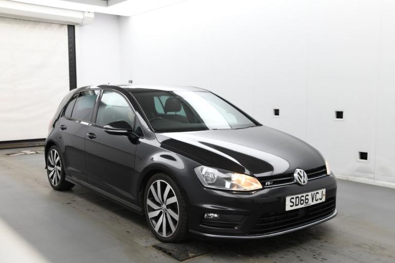 VOLKSWAGEN GOLF 2.0 TDI BlueMotion Tech R-Line Edition 2016