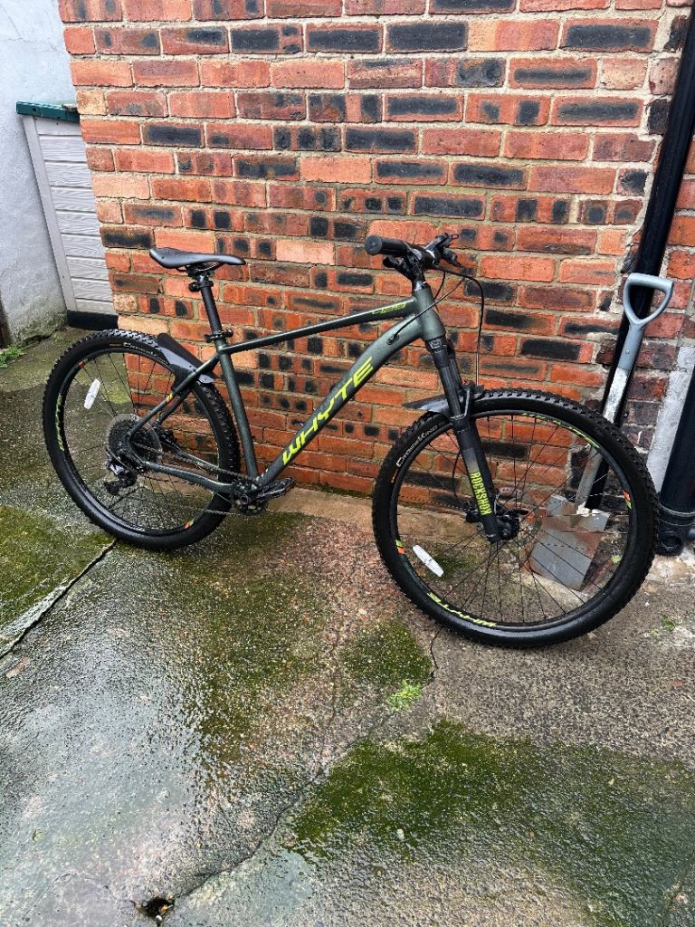 Whyte 429 mountain bike  29er 
