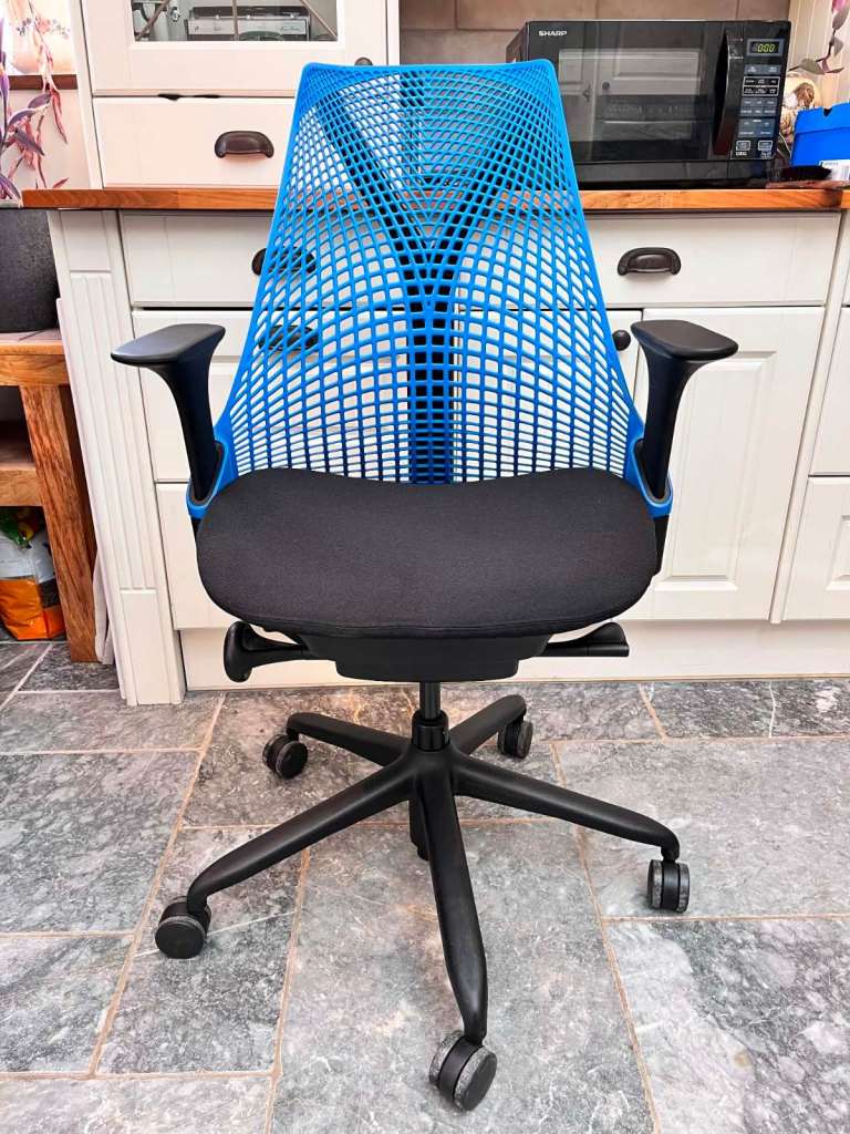 Refurbished Herman miller Sayl chair