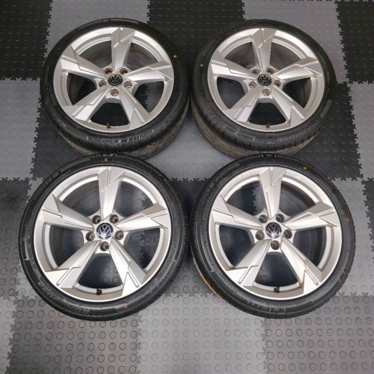 Genuine Volkswagen 18" Alloy Wheels NEW TYRES A3 S3 Caddy Golf Scirocco Passat