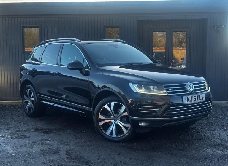 VOLKSWAGEN TOUAREG 3.0 TDI V6 BlueMotion Tech R-Line, Pan Roof, 7 Stamps, ULEZ,