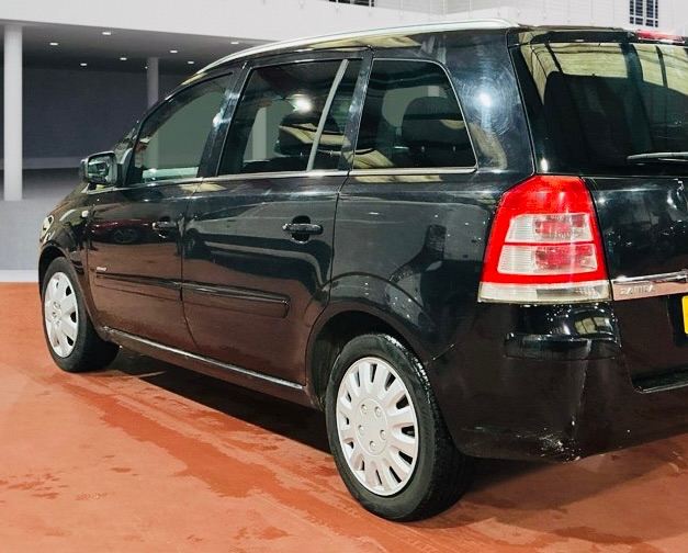  7 SEATER - LARGE BOOT-PETROL-VAUXHALL ZAFIRA 1.6*MOT- SEPT 2026 *like renault grand scenic