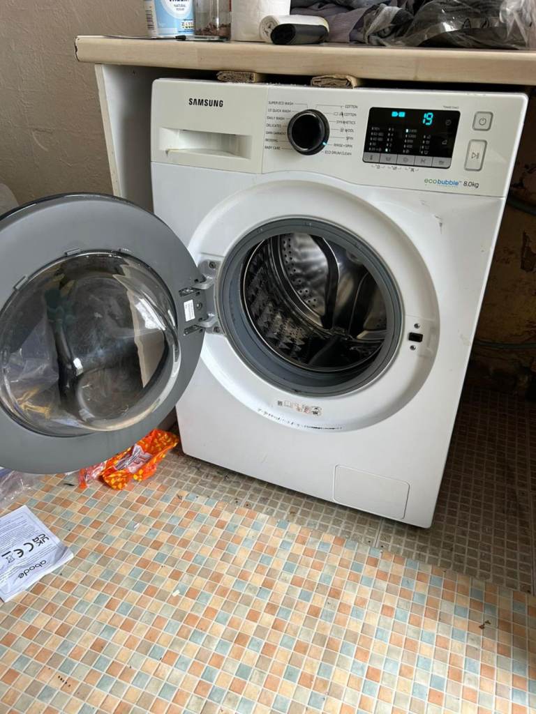 8kg Samsung washing machine 130£