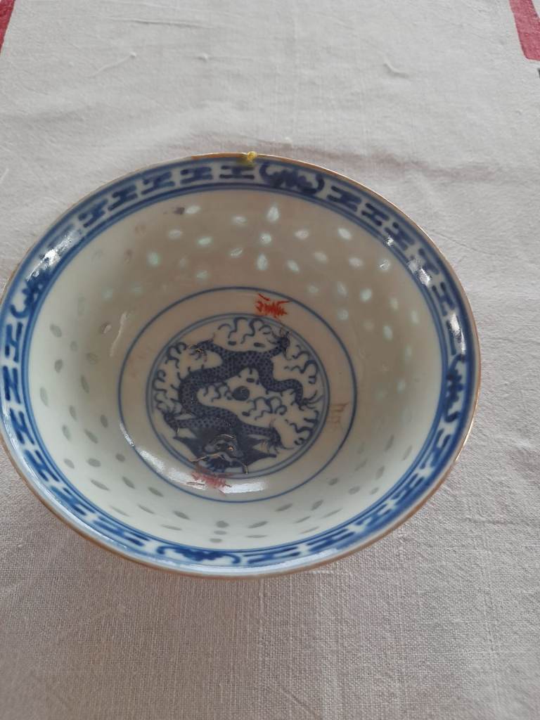 Old chinese bowl. Small, vintage. Collectible.