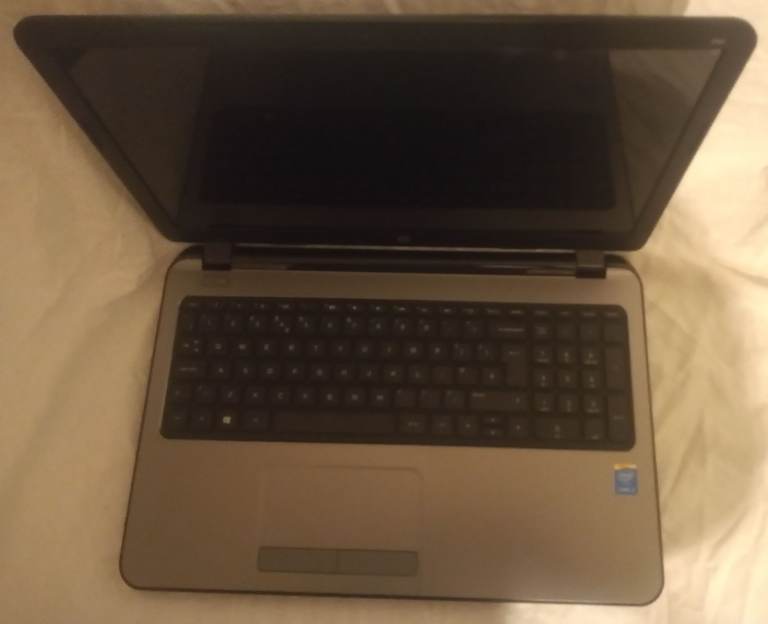 HP 250 G3 Laptop Intel i3
