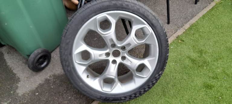 Ford Kuga MK1 19inch Alloy Wheels